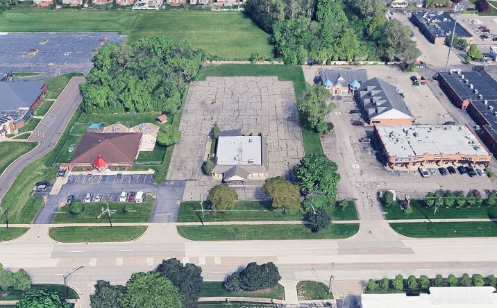 Pictures of Office property located at 33250 Ryan Rd, Sterling Heights, MI 48310 for sales - image #1