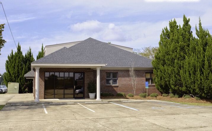 Pictures of Office property located at 4275 Lomac St, Montgomery, AL 36106 for sales - image #1