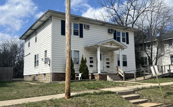 Pictures of Multifamily property located at 307 S 19th St, Mount Vernon, IL 62864 for sales - image #1