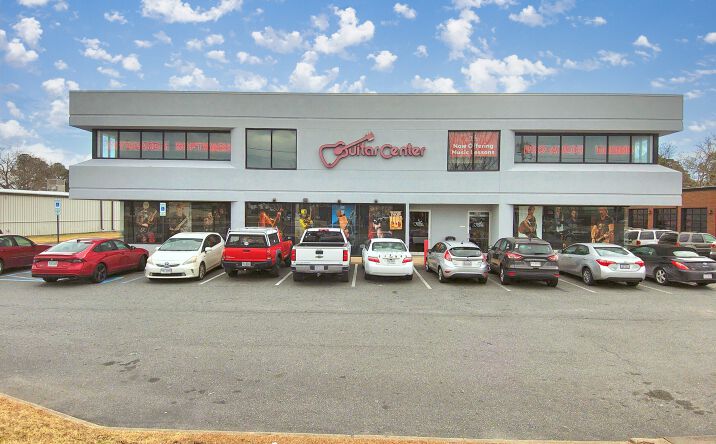 Pictures of Retail property located at 5483 Virginia Beach Blvd, Virginia Beach, VA 23462 for sales - image #1