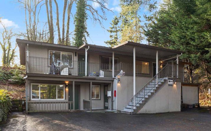 Pictures of Multifamily property located at 4807 S 252nd Pl, Kent, WA 98032, 4811 S 252nd Pl, Kent, WA 98032 for sales - image #1