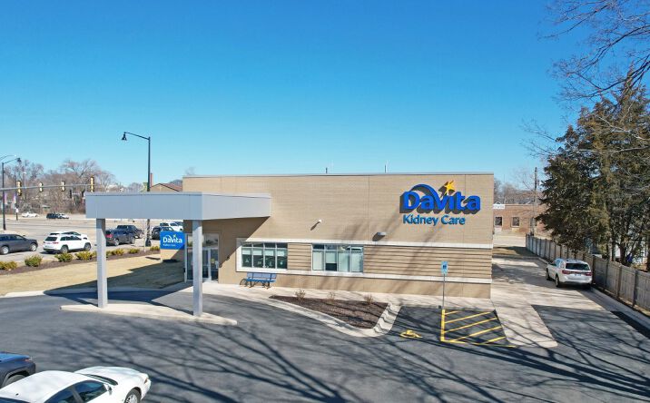 Pictures of Office, Retail property located at 615 Harrison Ave, Rockford, IL 61104 for sales - image #1