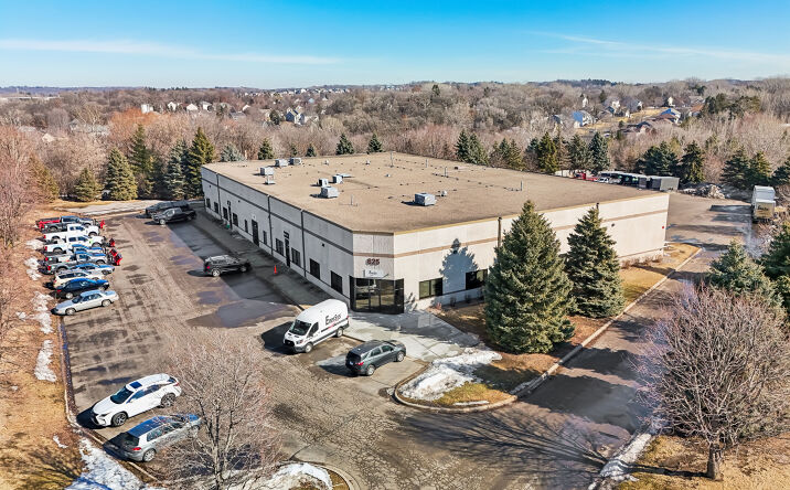 Pictures of Industrial property located at 625 Yankee Doodle Rd, Eagan, MN 55121 for sales - image #1
