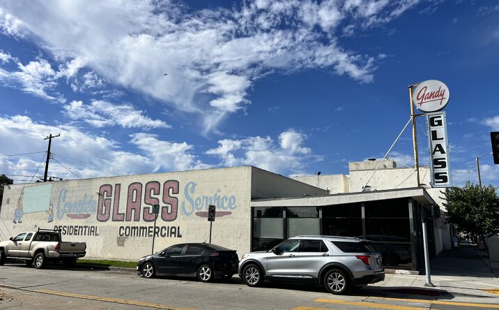 Pictures of Industrial, Retail property located at 702 W Anaheim St, Los Angeles, CA 90744 for sales - image #1