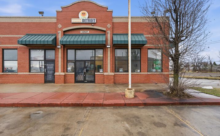 Pictures of Retail, Office property located at 12547 Mack Avenue, Detroit, MI 48215 for sales - image #1