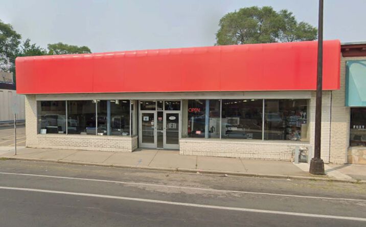 Pictures of Retail property located at 5462 Nicollet Ave, Minneapolis, MN 55419 for sales - image #1