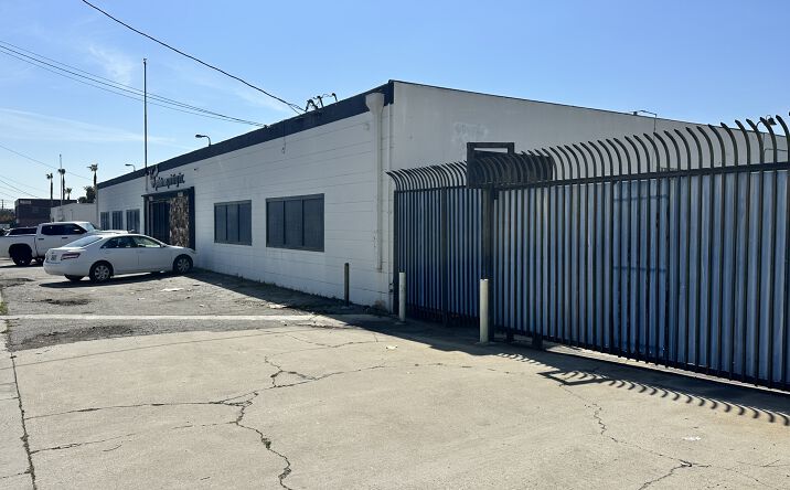 Pictures of Retail property located at 13527-29 S. Normandie Ave, Gardena, CA 90249 for sales - image #1
