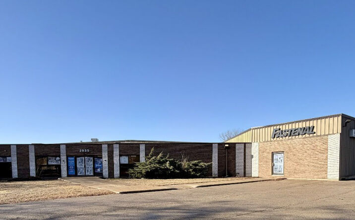 Pictures of Industrial property located at 2935 Eastrock Dr, Rockford, IL 61109 for sales - image #1