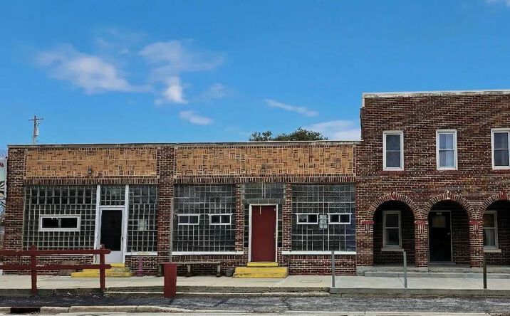 Pictures of Retail, Multifamily property located at 501 Co. Hwy H, Fredonia, WI 53021 for sales - image #1