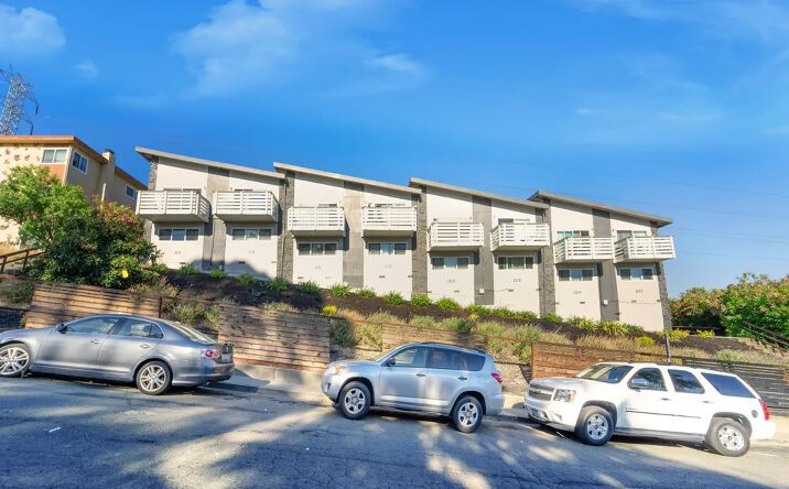 Pictures of Multifamily property located at 102-116 Avian Drive, Vallejo, CA 94591 for sales - image #1