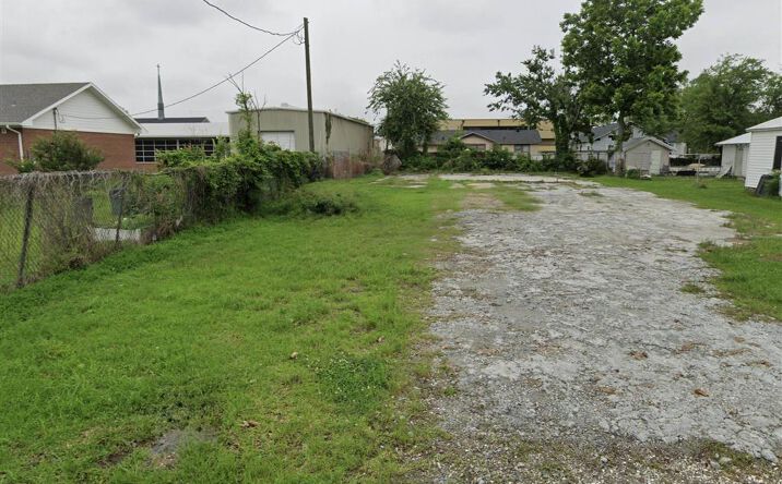 Pictures of Land, Multifamily, Industrial property located at 1022 16th Street, Lake Charles, LA 70601 for sales - image #1