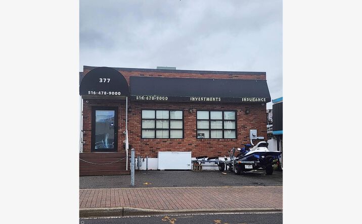 Pictures of Retail property located at 377 Woodcleft Avenue, Hempstead, NY 11520 for sales - image #1