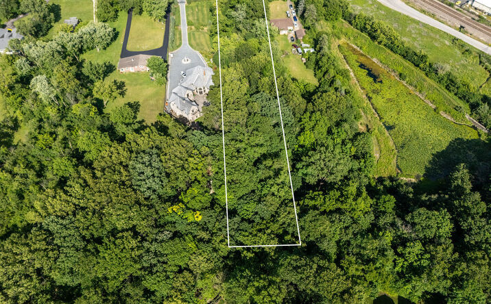 Pictures of Land property located at 11S110 LOT Madison Street, Burr Ridge, IL 60521 for sales - image #1