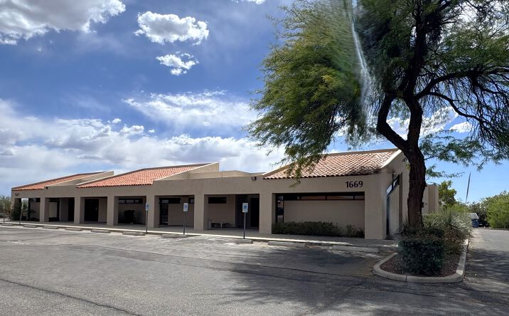 Pictures of Office property located at 1669 W Ina Rd, Tucson, AZ 85704 for sales - image #1