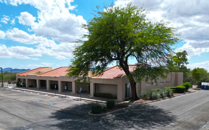 Pictures of Office property located at 1670 W Ina Rd, Tucson, AZ 85704 for sales - image #1