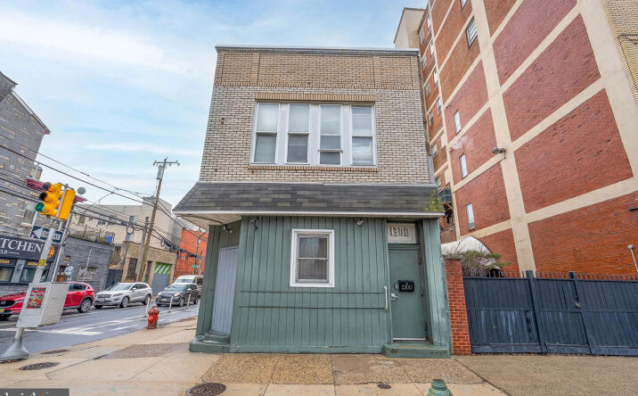 Pictures of Retail, Mixed Use property located at 1300 Spring Garden St, Philadelphia, PA 19123 for sales - image #1