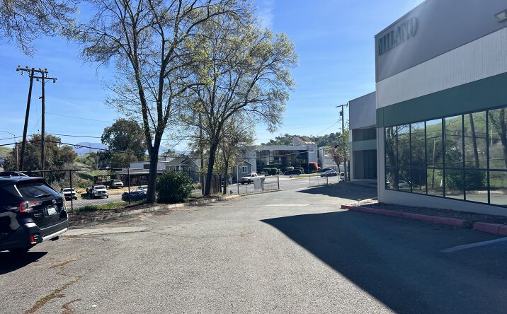 Pictures of Industrial property located at 280 Arthur Rd, Martinez, CA 94553 for sales - image #1