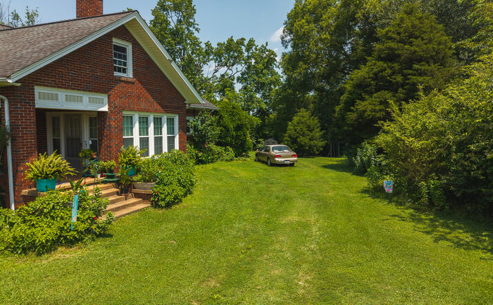 Pictures of Land property located at 1040 NC-90 Hwy W, Taylorsville, NC 28681 for sales - image #1