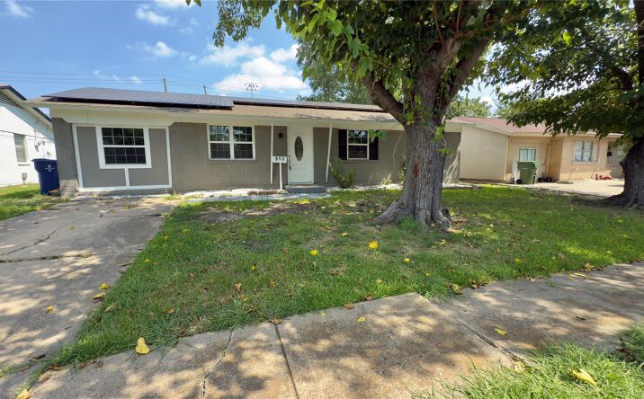 Pictures of Land property located at 913 Rosewood Hills Dr, Garland, TX 75040 for sales - image #1