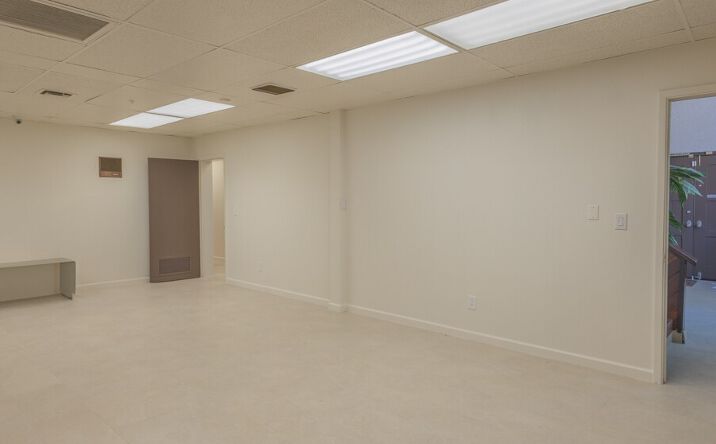 Pictures of Office property located at 1095 E Indian School Rd, Phoenix, AZ 85014 for sales - image #1