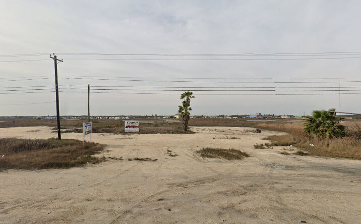 Pictures of Land property located at 2623 Hwy 35 S, Rockport, TX 78382 for sales - image #1