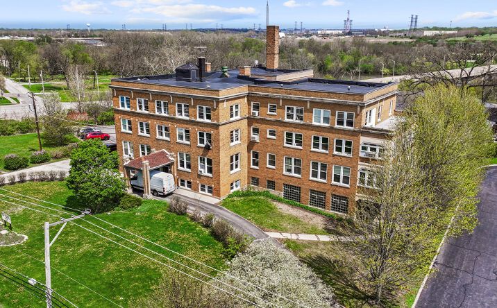 Pictures of Special Purpose property located at 1329 N Lake St, Aurora, IL 60506 for sales - image #1