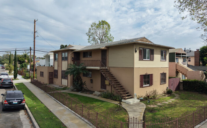 Pictures of Multifamily property located at 11970 Aneta St, Culver City, CA 90230 for sales - image #1