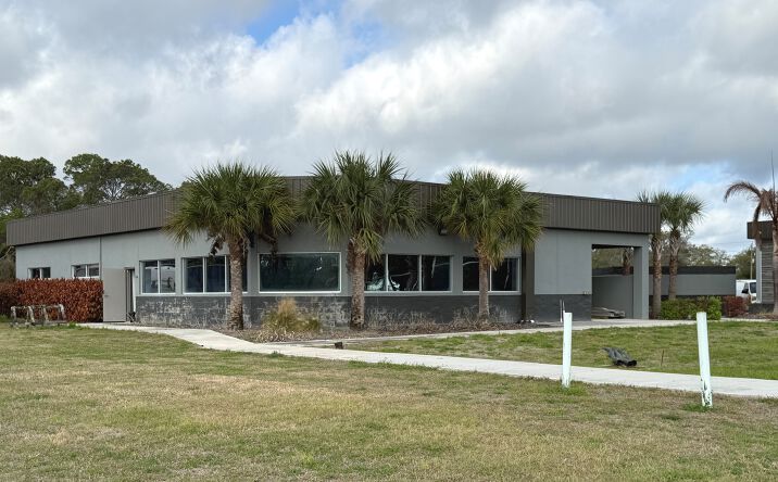 Pictures of Office property located at 1200 Synergy Way, Holly Hill, FL 32117 for sales - image #1