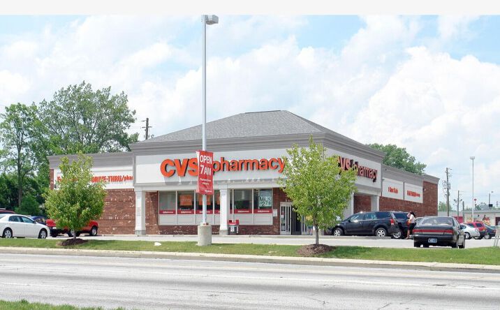 Pictures of Retail property located at 7202 Michigan Rd, Indianapolis, IN 46268 for sales - image #1