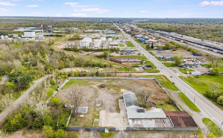 Pictures of Industrial property located at 5522 N Dort Hwy, Flint, MI 48505 for sales - image #1