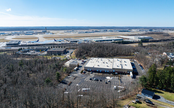 Pictures of Industrial property located at 1120 Stevenson Mill Rd, Carnot-Moon, PA 15108 for sales - image #1