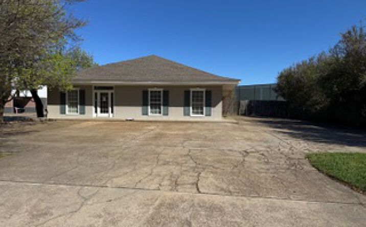 Pictures of Office, Special Purpose property located at 38 Northtown Dr, Jackson, MS 39211 for sales - image #1