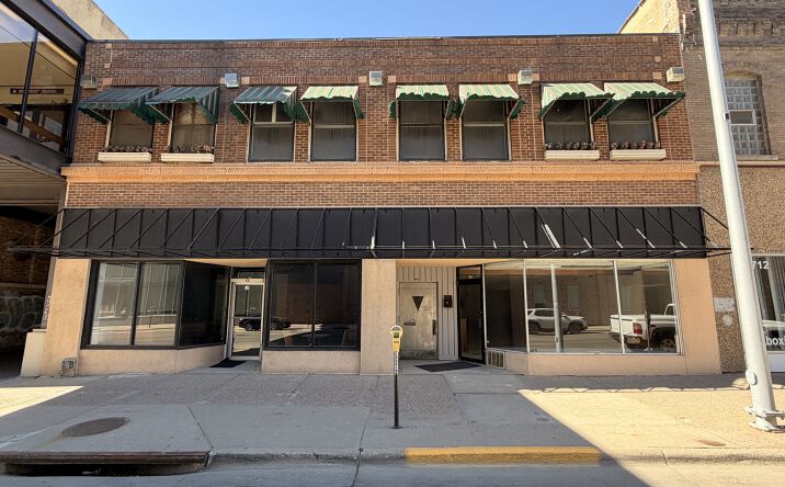 Pictures of Special Purpose property located at 413-15 Nebraska St, Sioux City, IA 51101 for sales - image #1