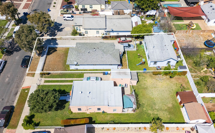 Pictures of Multifamily property located at 721 Del Mar Ave, Chula Vista, CA 91910 for sales - image #1