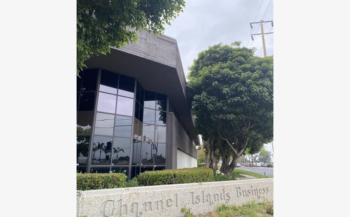 Pictures of Office property located at 1690 Universe Cirircle, Oxnard, CA 93033 for sales - image #1