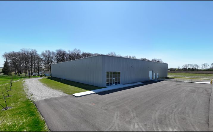 Pictures of Industrial property located at 1035 Rogers Dr, Columbia City, IN 46725 for sales - image #1