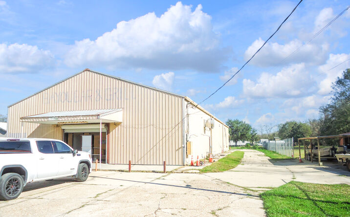 Pictures of Industrial, Office property located at 33125 LA-75, Plaquemine, LA 70764 for sales - image #1