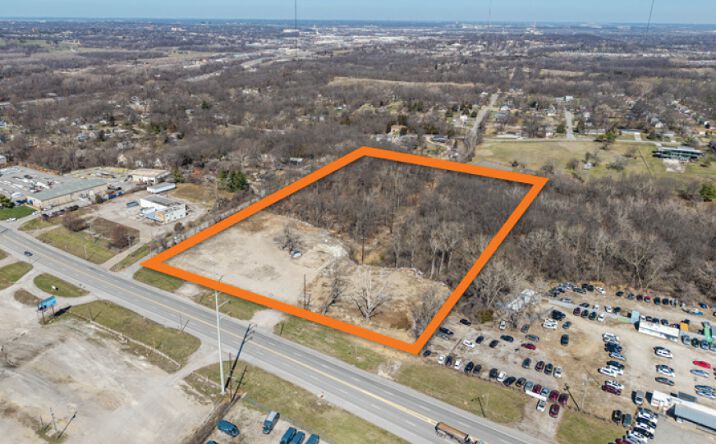 Pictures of Land property located at 8700 E US Hwy 40, Kansas City, MO 64129 for sales - image #1