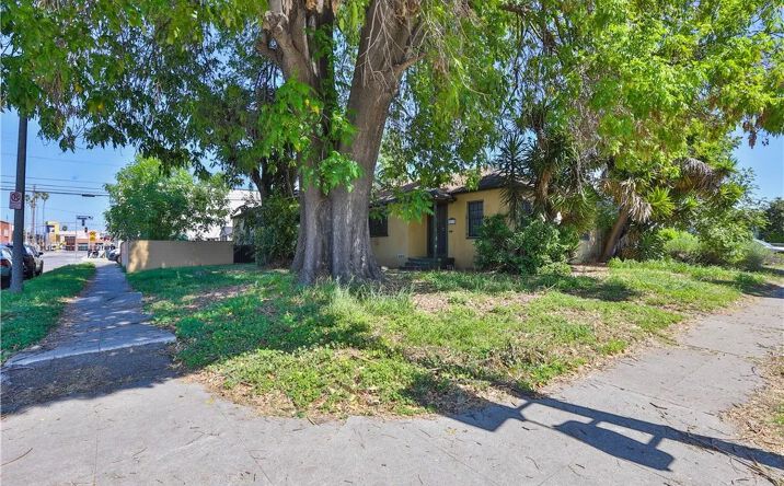 Pictures of Multifamily property located at 3023 Obama, Los Angeles, CA 90018 for sales - image #1