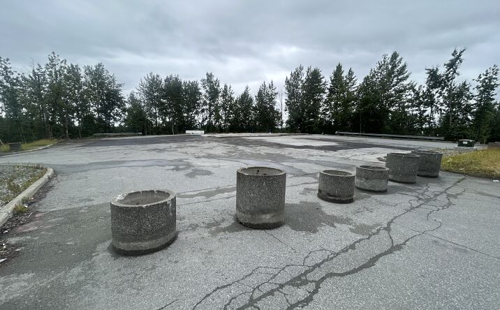 Pictures of Land property located at 1900 Muldoon Rd, Anchorage, AK 99504 for sales - image #1