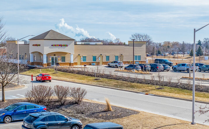 Pictures of Retail property located at 8206 S Anthony Wy, Oak Creek, WI 53154 for sales - image #1