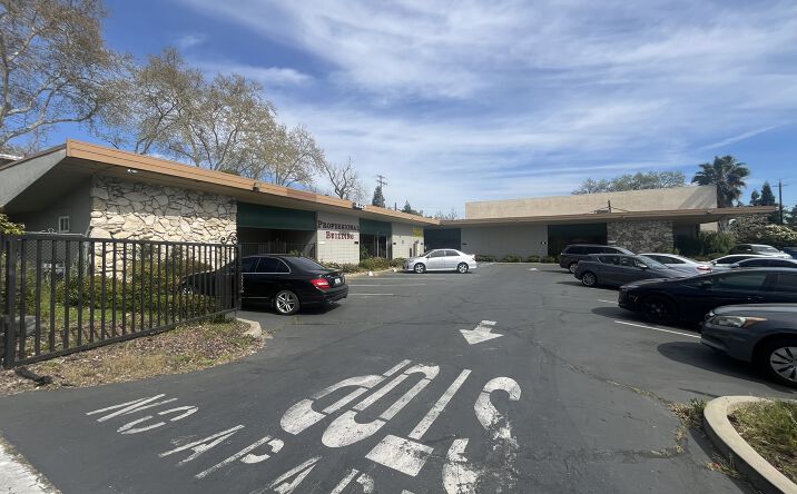 Pictures of Office property located at 8329 Fair Oaks Blvd, Carmichael, CA 95608 for sales - image #1