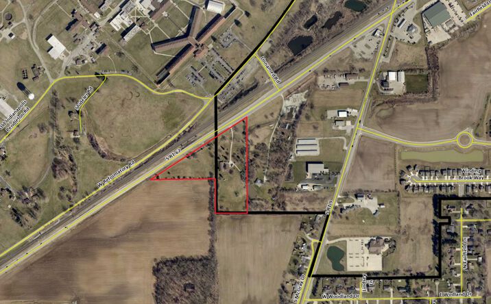 Pictures of Industrial, Retail, Self Storage property located at 8622 S State Rd 67, Pendleton, IN 46064 for sales - image #1