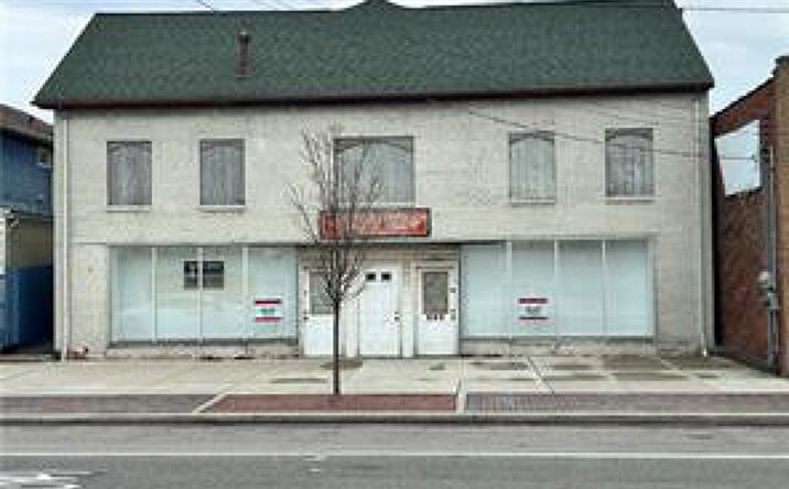 Pictures of Retail, Office property located at 669 E 185th St, Euclid, OH 44119 for sales - image #1