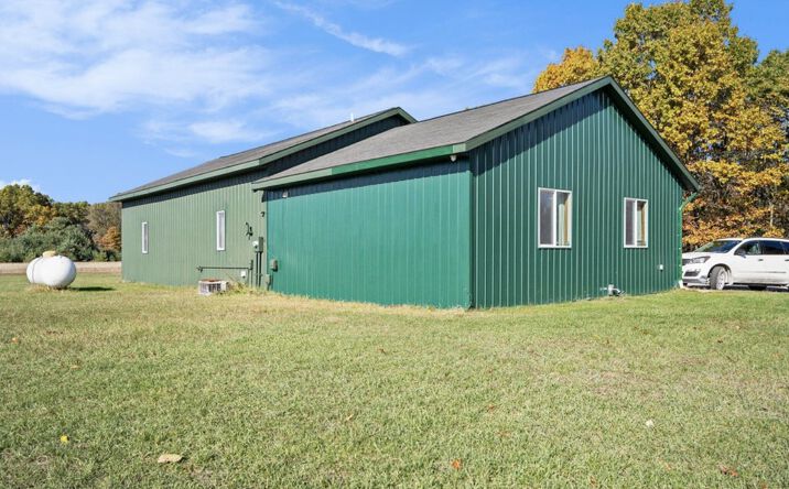 Pictures of Industrial, Retail property located at 479 S Division St, Newaygo, MI 49337 for sales - image #1