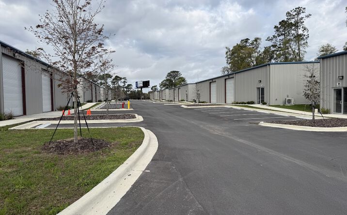 Pictures of Industrial property located at 5741 S Pine Ave, Ocala, FL 34480 for sales - image #1