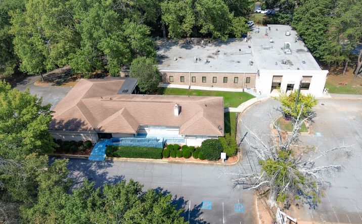 Pictures of Retail property located at 2372 Lawrenceville Hwy, Decatur, GA 30033 for sales - image #1