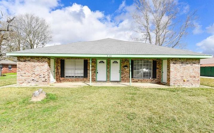 Pictures of Multifamily property located at 713 Bradley Street, Lake Charles, LA 70607 for sales - image #1