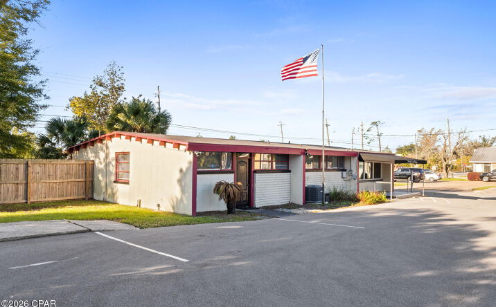 Pictures of Office, Business for Sale property located at 316 W 11th Street, Panama City, FL 32401 for sales - image #1