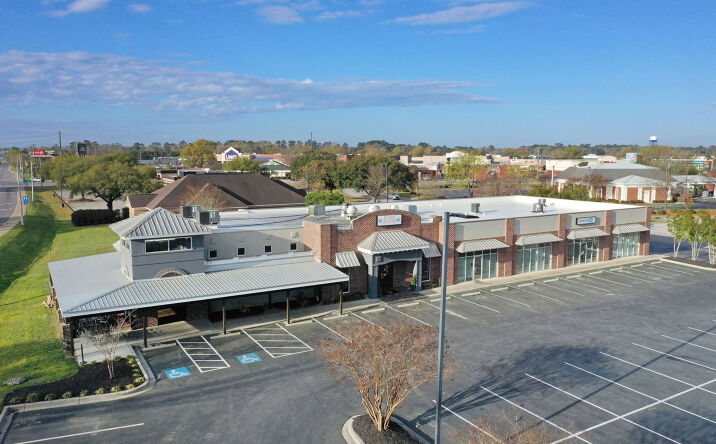 Pictures of Mixed Use, Office, Retail property located at 1520 American Dr, Florence, SC 29505 for sales - image #1